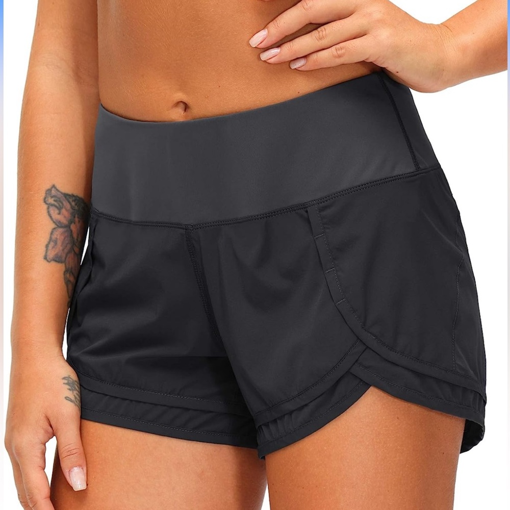 Soothfeel Quick Dry 3 Inch Athletic Shorts in Dark Gray, size S